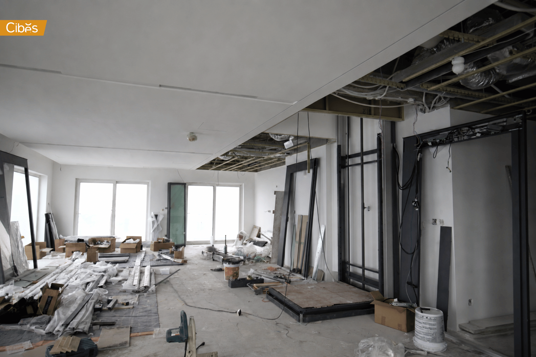 hiện trạng trước khi lắp đặt thang máy penthouse Cibes